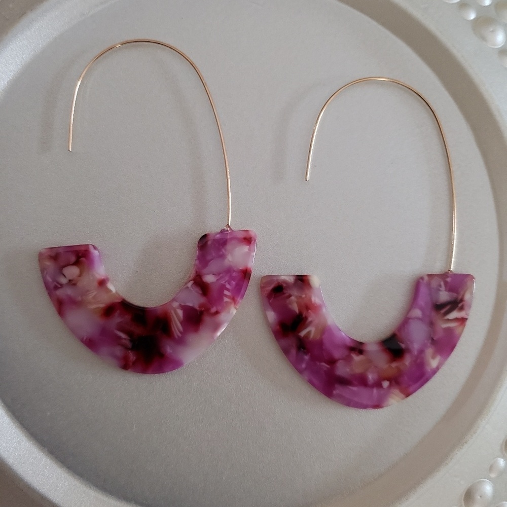 Trendy Earrings NWOT